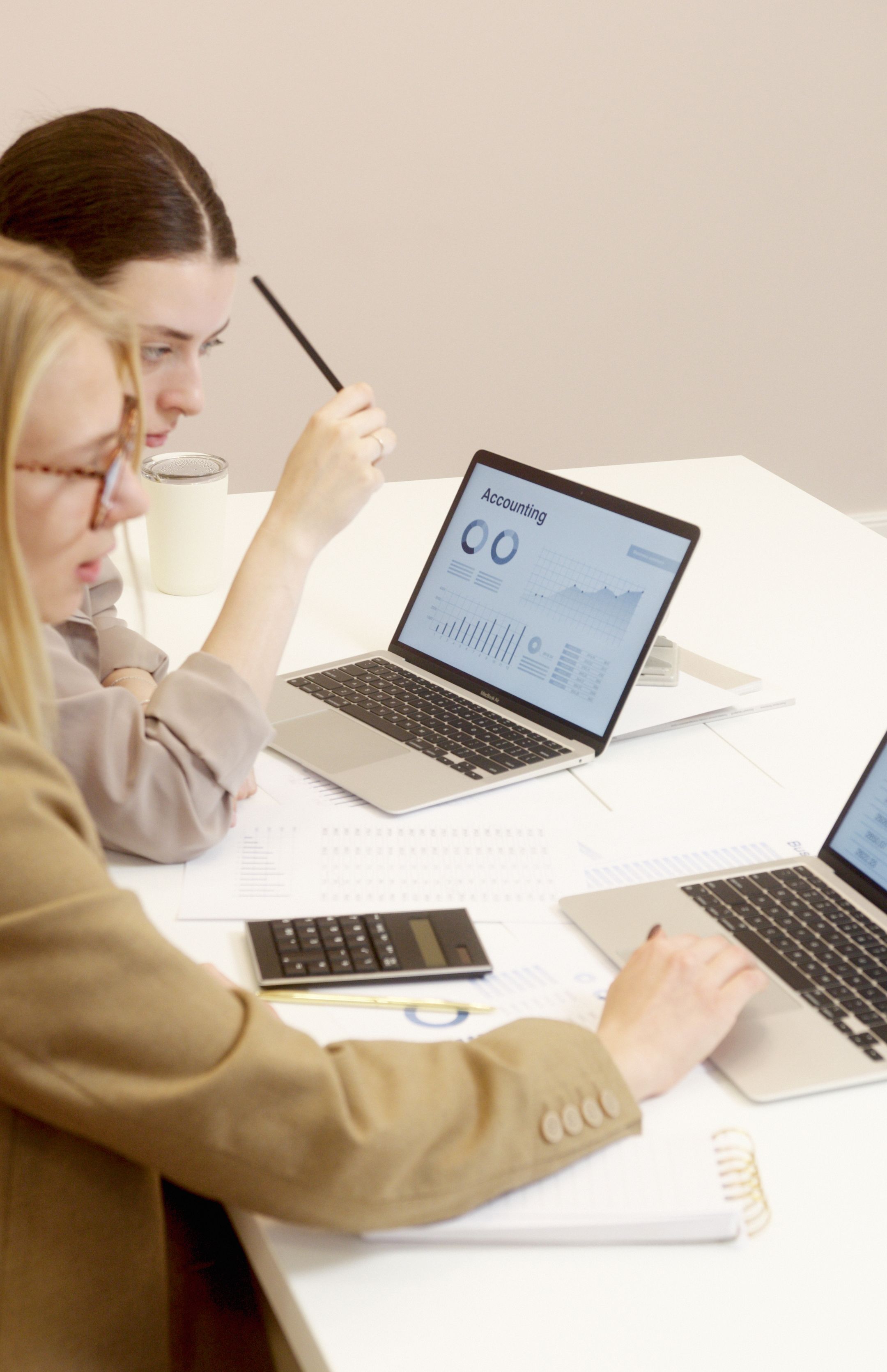 <strong>Transparent</strong> Collaboration